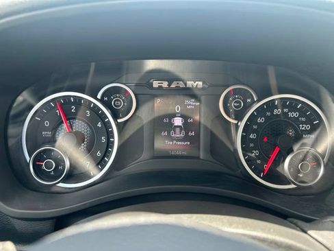 Used 2026 RAM 2500 Big Horn AWD/4WD image 22