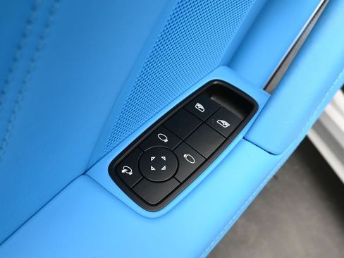 Certified 2025 Porsche 911 Turbo S AWD/4WD image 9