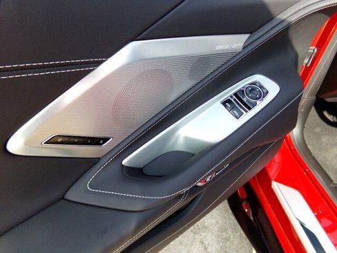 Used 2025 Chevrolet Corvette Z06 RWD image 14