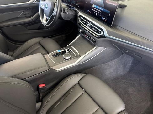 Certified 2023 BMW i4 eDrive35 RWD image 32