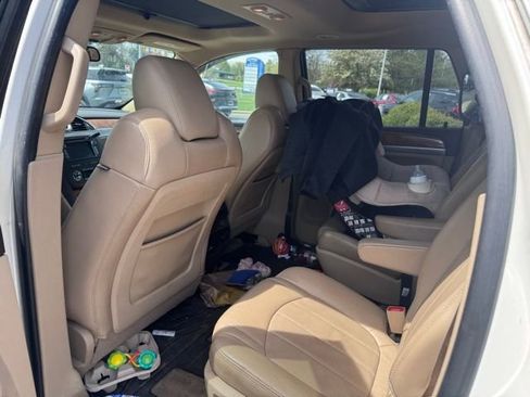 Used 2012 Buick Enclave Leather AWD/4WD image 4
