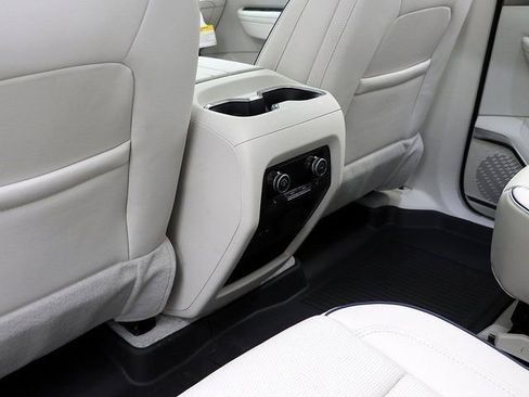 New 2026 Buick Enclave Avenir w/ Super Cruise Package image 14