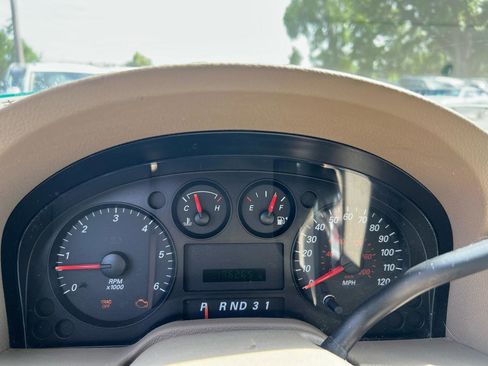 Used 2004 Ford Freestar SES FWD image 7