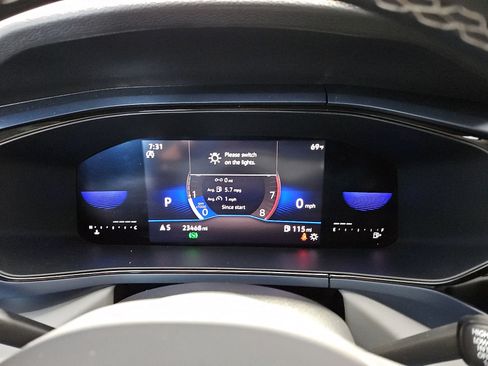 Certified 2023 Volkswagen Taos SE w/ Panoramic Sunroof Package FWD image 20