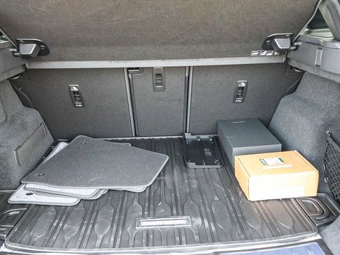 New 2026 Land Rover Range Rover Evoque Dynamic SE image 28