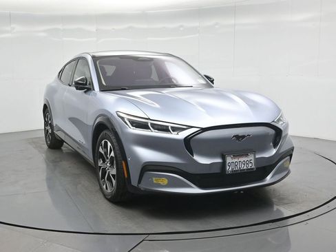 Certified 2022 Ford Mustang Mach-E Premium image 52