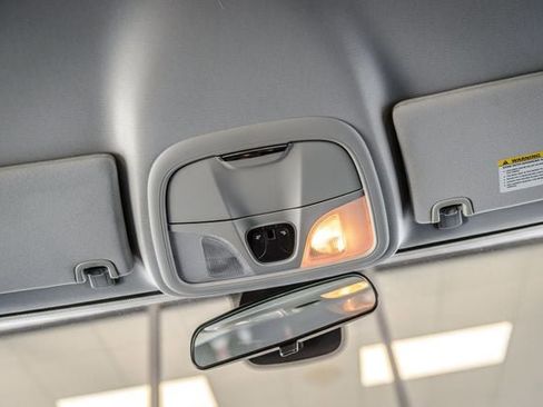 Used 2019 Jeep Cherokee Latitude Plus FWD image 36