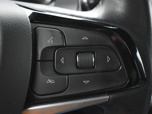 Used 2022 Buick Enclave Essence w/ Experience Buick Package image 21