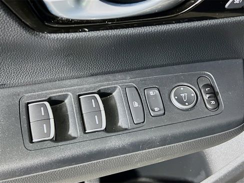 Used 2024 Honda CR-V EX-L image 17