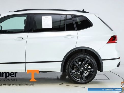 Used 2024 Volkswagen Tiguan SE R-Line FWD image 4