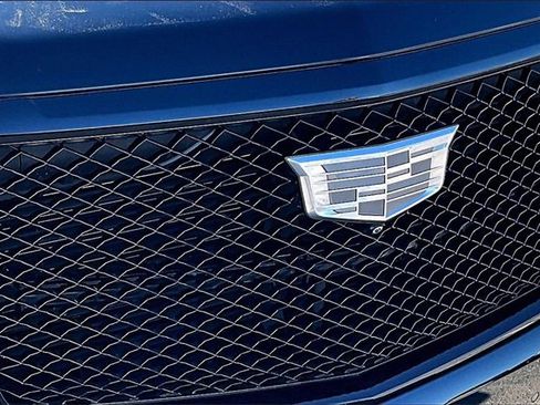 Used 2022 Cadillac Escalade ESV Sport w/ Touring Package image 34