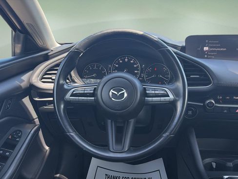Used 2023 MAZDA MAZDA3 s FWD image 11