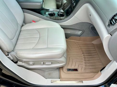 Used 2014 Buick Enclave Leather image 24