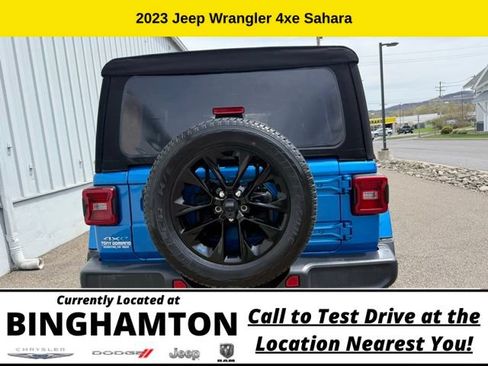 Used 2023 Jeep Wrangler Unlimited Sahara w/ Cold Weather Group AWD/4WD image 6