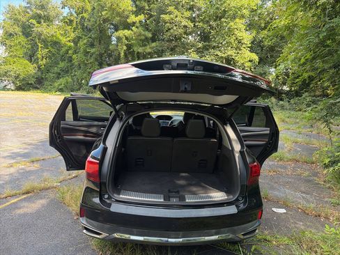 Used 2017 Acura MDX SH-AWD image 32