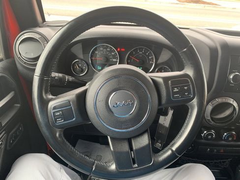 Used 2018 Jeep Wrangler Unlimited Sport S image 4