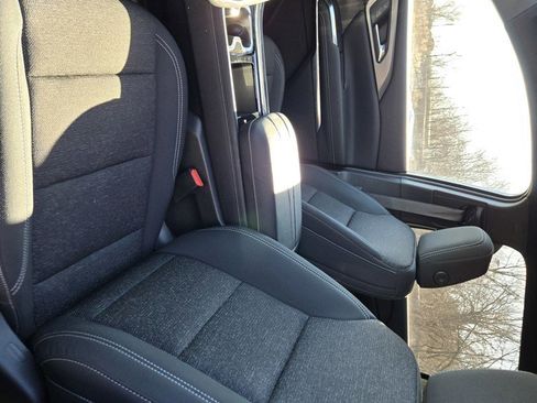 Used 2026 Chevrolet Traverse LT w/ Driver Confidence Package image 26