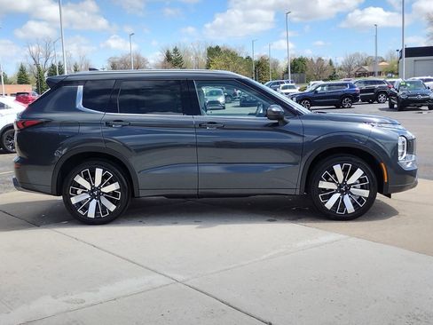 New 2026 Mitsubishi Outlander SEL AWD/4WD image 15