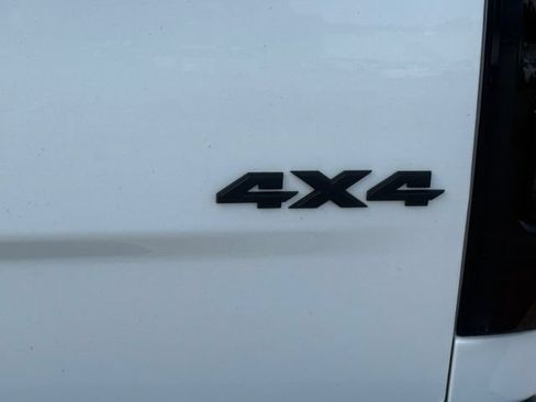 Used 2019 RAM 1500 Express w/ Express Value Package AWD/4WD image 12