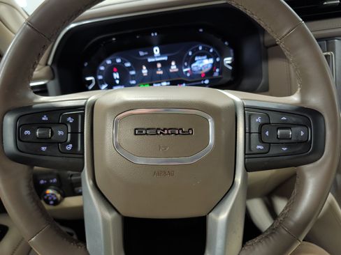 Used 2024 GMC Yukon Denali w/ Max Trailering Package image 10