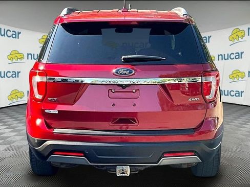 Used 2019 Ford Explorer XLT w/ Equipment Group 202A AWD/4WD image 4