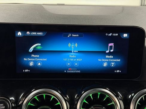 Used 2023 Mercedes-Benz GLA 250 4MATIC image 35