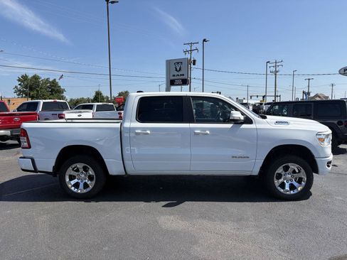 Used 2022 RAM 1500 Big Horn AWD/4WD image 9