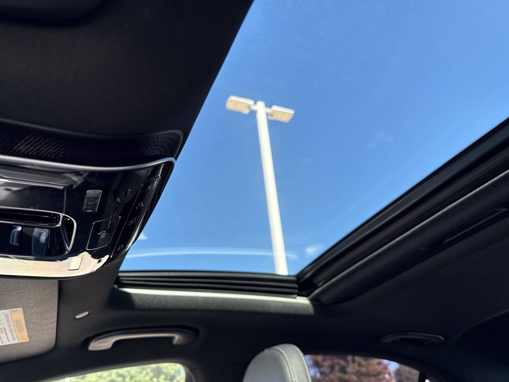 Used 2022 Mercedes-Benz C 300 4MATIC Sedan image 19
