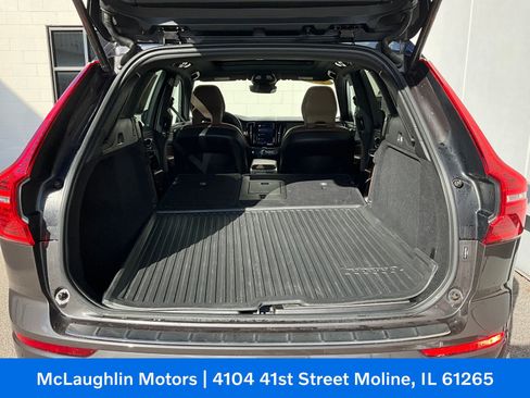 Used 2023 Volvo XC60 B5 Plus w/ Climate Package image 11