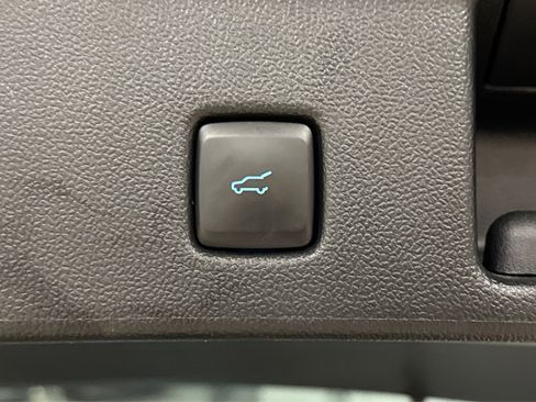 Used 2023 Ford Escape Platinum AWD/4WD image 47