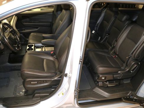 Used 2024 Honda Odyssey Sport image 81