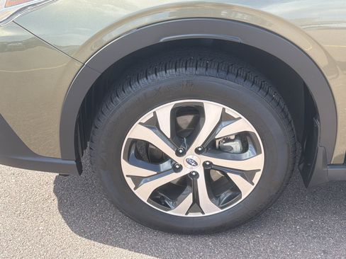 Used 2020 Subaru Outback Limited w/ Popular Package #2 AWD/4WD image 15