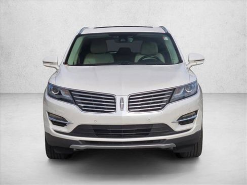 Used 2018 Lincoln MKC Reserve image 2
