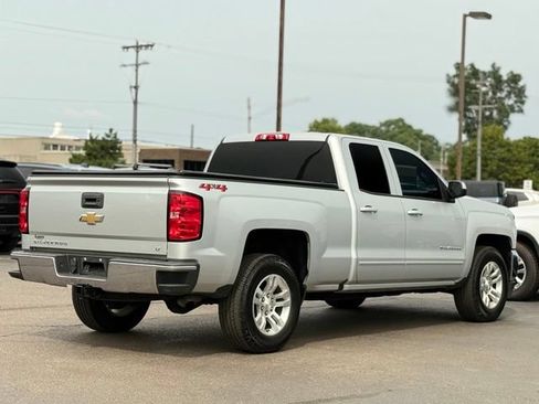 Used 2018 Chevrolet Silverado 1500 LT w/ All Star Edition AWD/4WD image 32