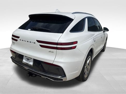 New 2026 Genesis GV70 2.5T Advanced w/ G1 Accessory Package AWD/4WD image 5