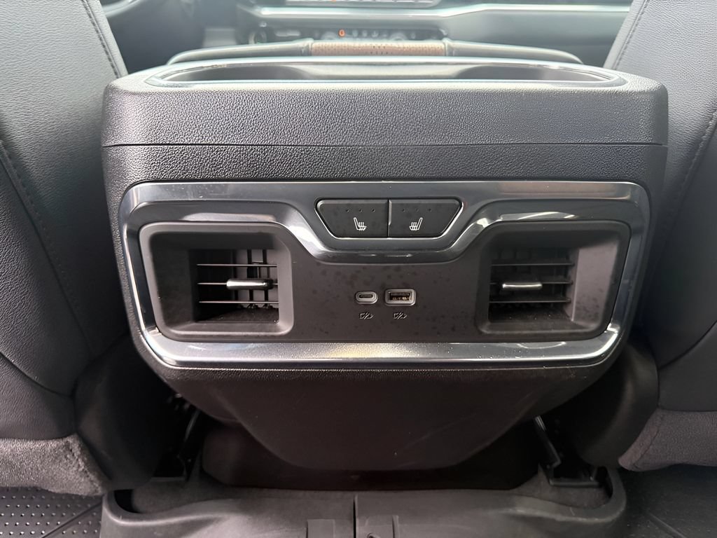 Used 2025 Chevrolet Silverado 2500 High Country w/ High Country Premium Package AWD/4WD image 28