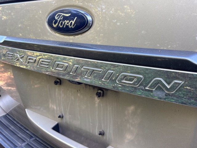 Used 2017 Ford Expedition EL XLT w/ Equipment Group 202A AWD/4WD image 19