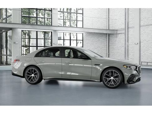 New 2026 Mercedes-Benz E 53 AMG e 4MATIC Sedan image 14