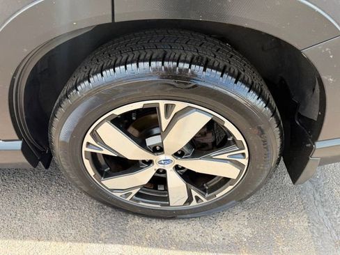 Used 2019 Subaru Forester Touring AWD/4WD image 16