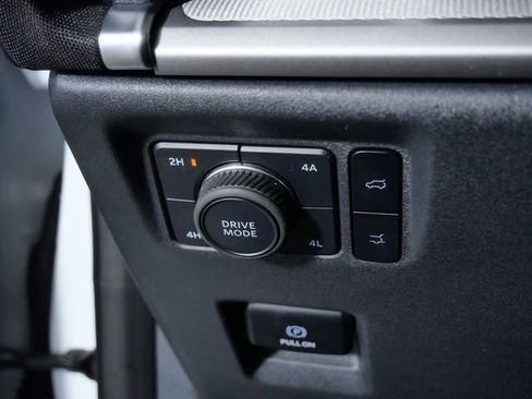 Certified 2025 Ford Expedition Active AWD/4WD image 23