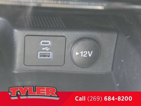 Used 2022 Ford Escape SEL w/ Technology Package AWD/4WD image 35