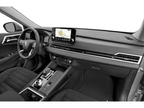 Used 2024 Mitsubishi Outlander SE AWD/4WD image 15