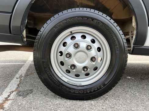 Used 2023 Ford Transit 250 Medium Roof AWD w/ Load Area Protection Package image 14