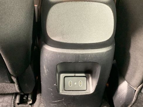 Used 2025 Hyundai Elantra SE FWD image 33