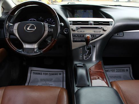 Used 2014 Lexus RX 450h AWD image 19