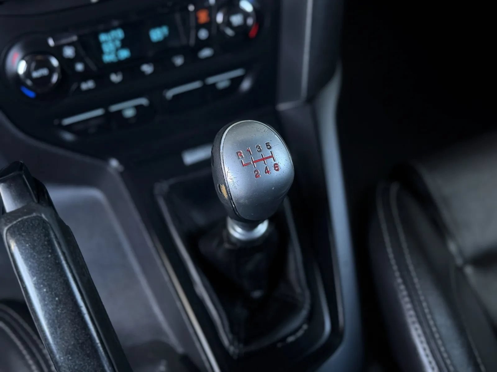 Used 2014 Ford Focus ST w/ Equipment Group 202A FWD image 32