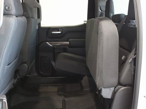 Used 2020 Chevrolet Silverado 1500 RST image 36