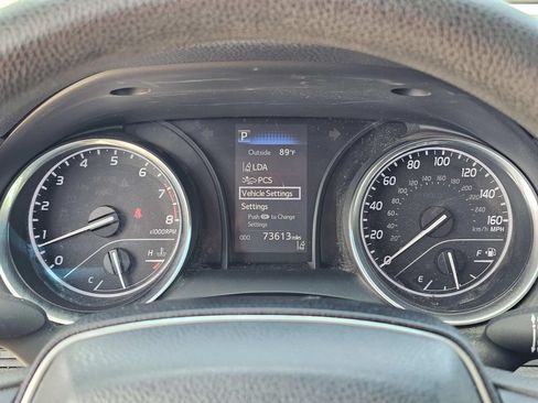 Used 2018 Toyota Camry LE FWD image 45