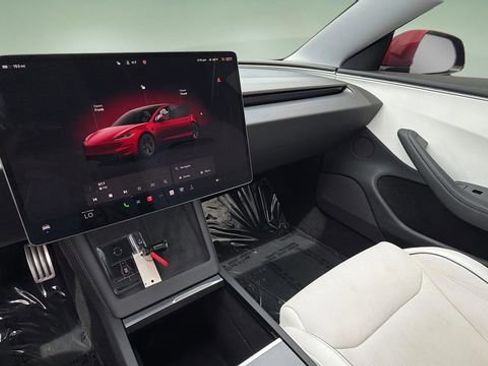 Used 2024 Tesla Model 3 Performance AWD/4WD image 25