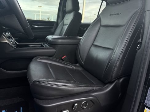 Used 2021 GMC Yukon Denali image 20
